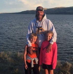 Meet your Posher, Tom